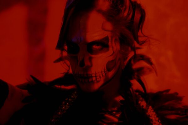 Bella-makeup-school-halloween34