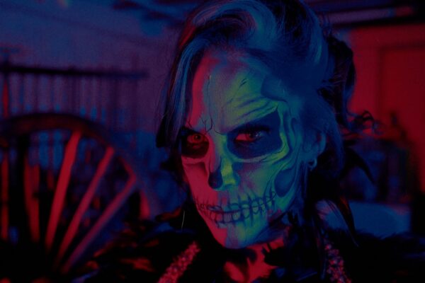 Bella-makeup-school-halloween39